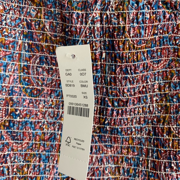 Puff-sleeve smocked top in Liberty® Tropical Prince print - Picture 4 of 5